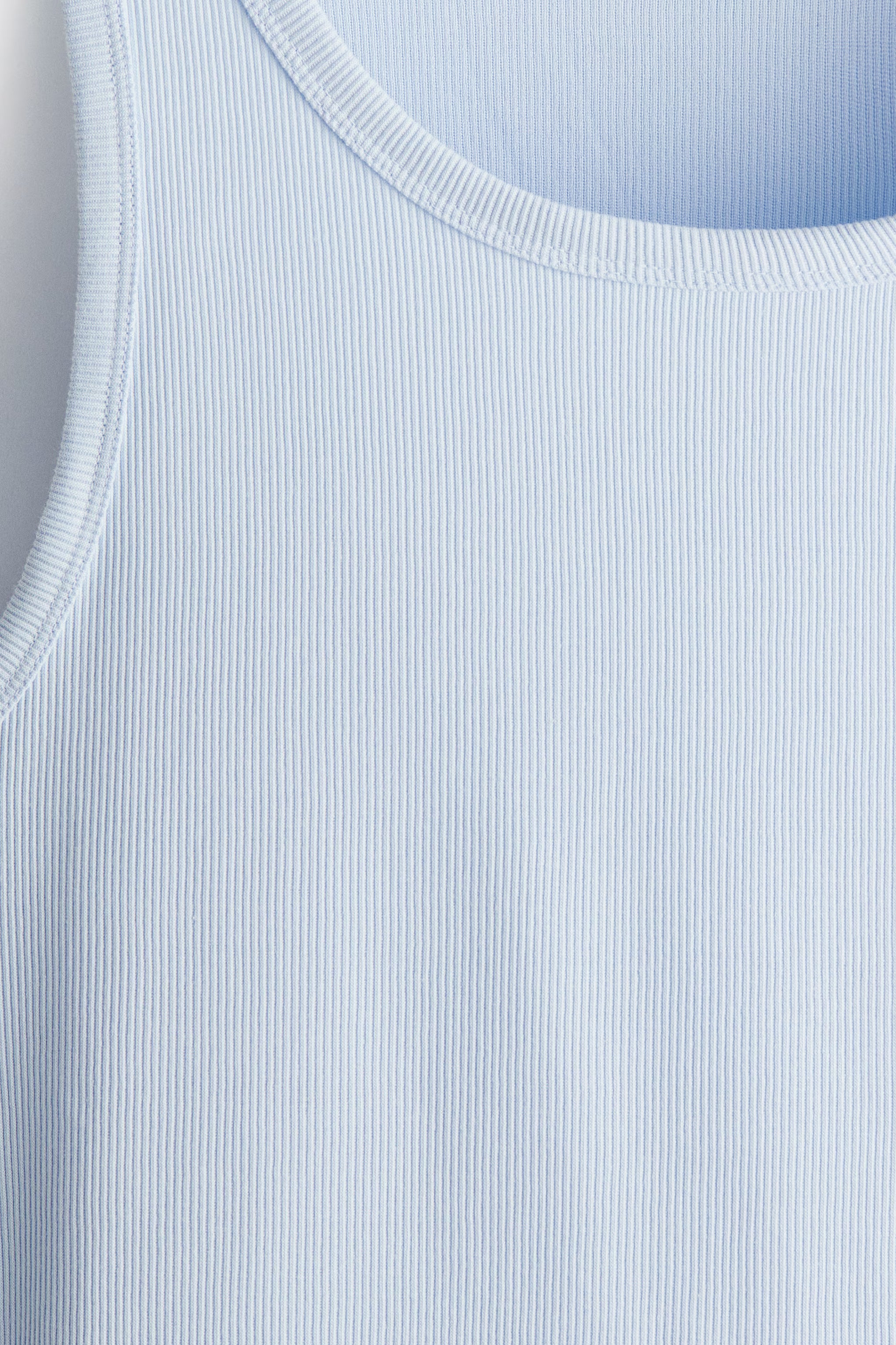 Men Scoop Neck Sleeveless Tank Top